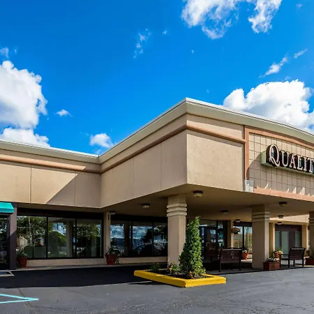 Quality Inn University Lansing-2